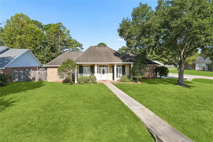 1933 Marlin Drive, Mandeville, LA 70448 - #2
