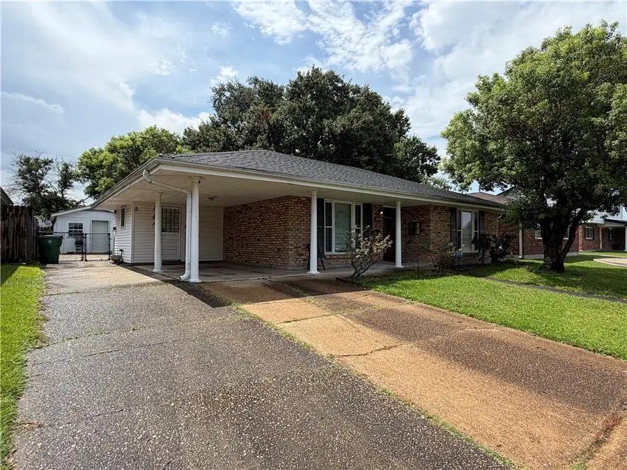 732 Huckleberry Lane, Terrytown, LA 70056 - #2