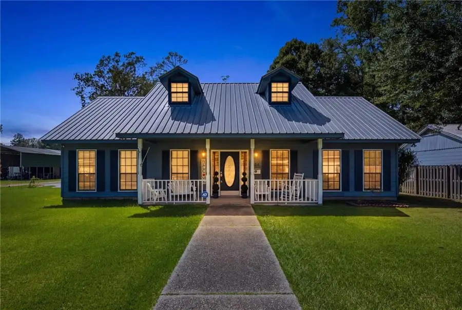 725 St. Augustine Street, Bogalusa, LA 70427 - #2