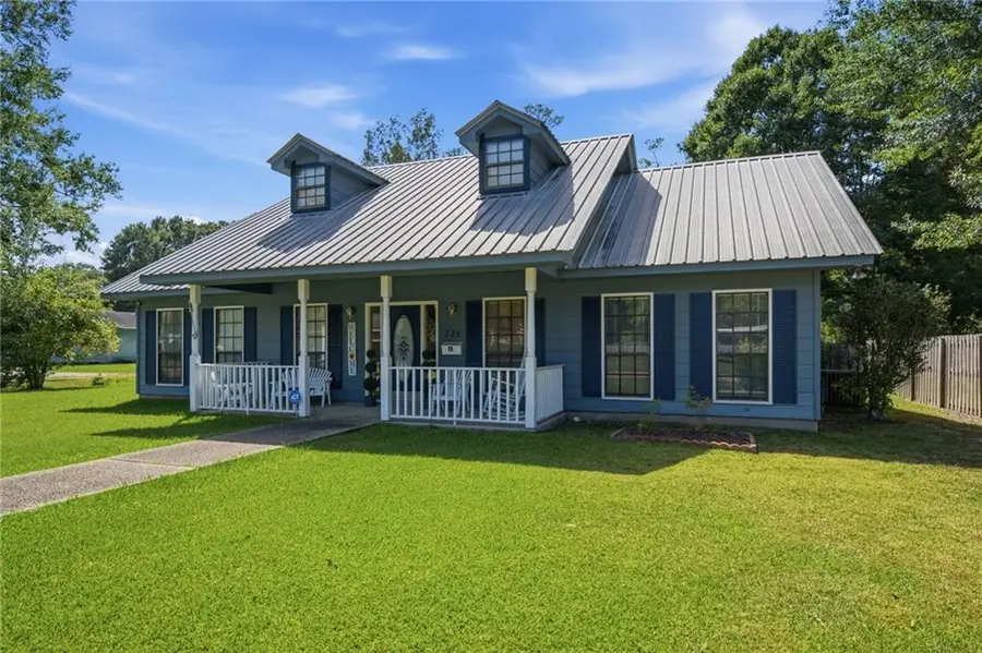 725 St. Augustine Street, Bogalusa, LA 70427 - #3