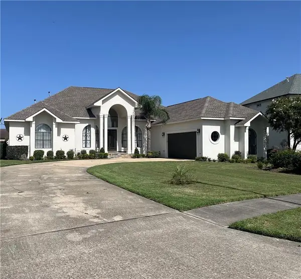 6230 Eastover Drive, New Orleans, LA 70128