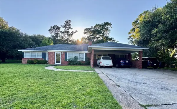1408 W Lakeshore Drive, Natchitoches, LA 71457
