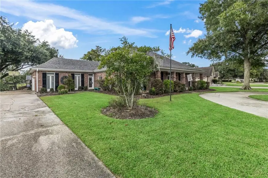 10 E Woodlawn Drive, Destrehan, LA 70047 - #3