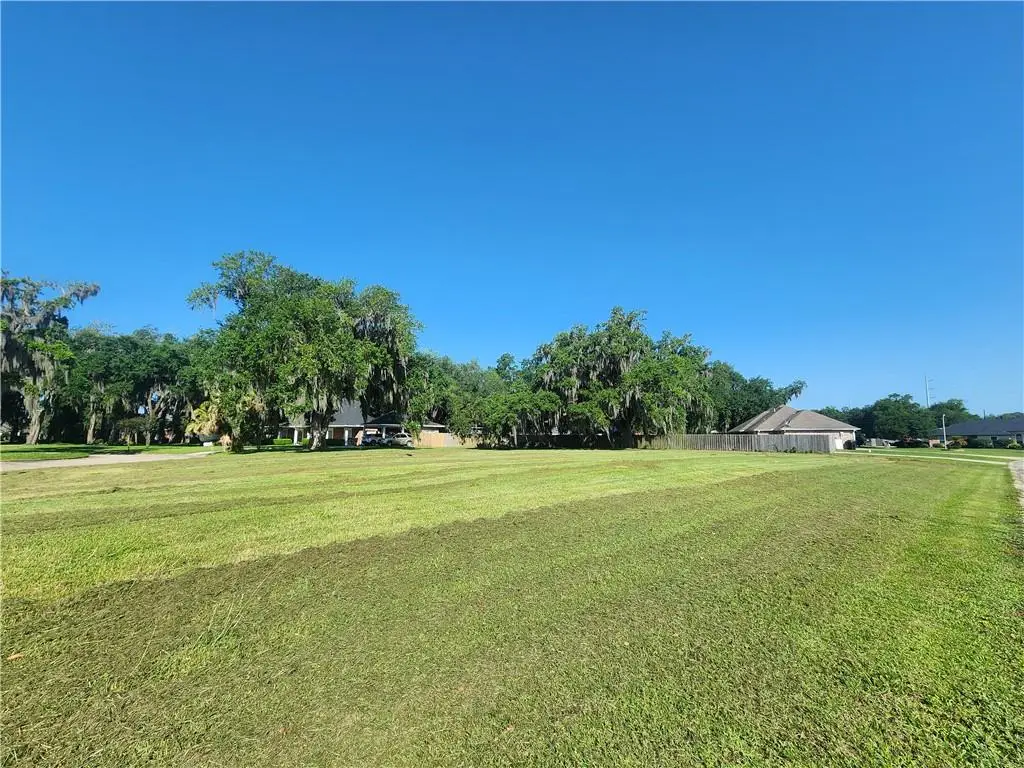 140 Regina Court, Belle Chasse, LA 70037 - #1