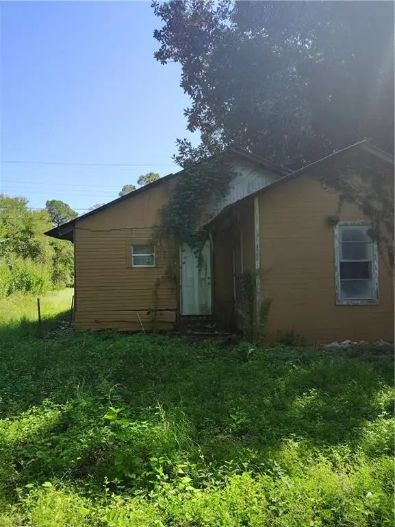 909 S Royal Street, Bogalusa, LA 70427 - #2