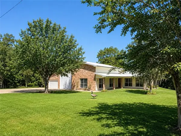 302 Pinckard Drive, Colfax, LA 71417