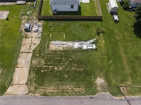 590 W Hoover Street, Destrehan, LA 70047
