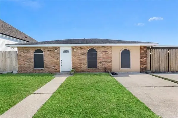3313 Dauterive Drive, Chalmette, LA 70043