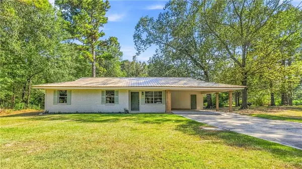 149 Joanne Drive, Dry Prong, LA 71423