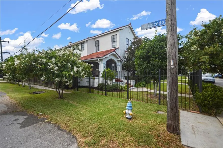 4300 Walmsley Avenue, New Orleans, LA 70125 - #3