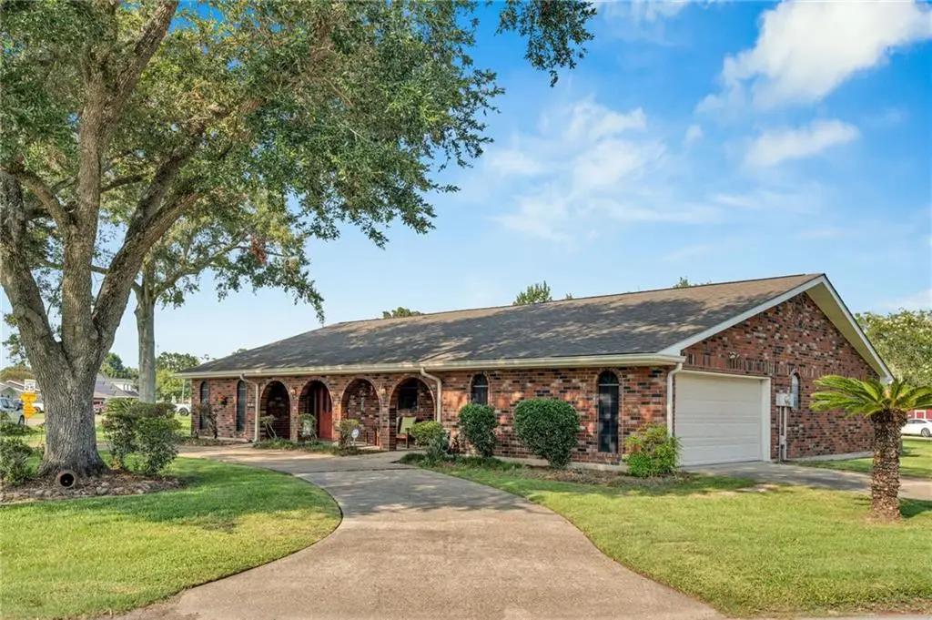 313 Santa Cruz Court, Luling, LA 70070 - #1