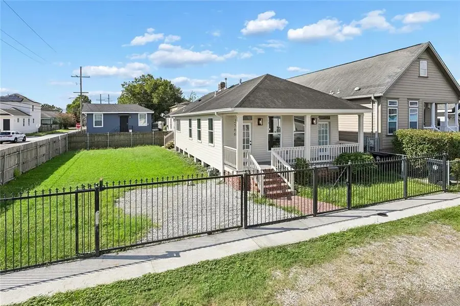 2566 N Rocheblave Street, New Orleans, LA 70117 - #3
