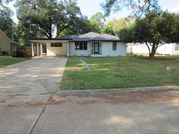 408 Adelaide Street, Natchitoches, LA 71457