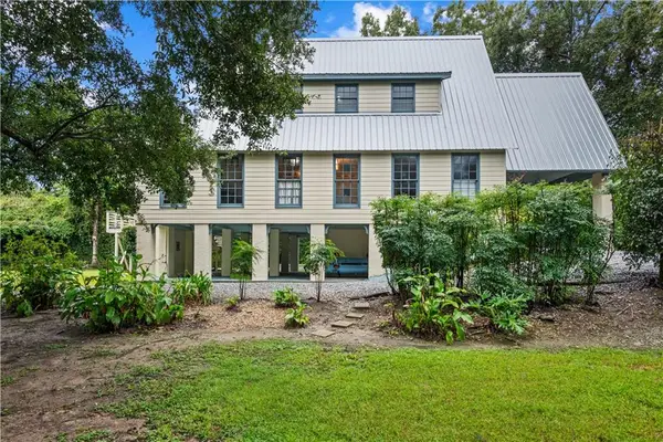 2744 South Street, Mandeville, LA 70448