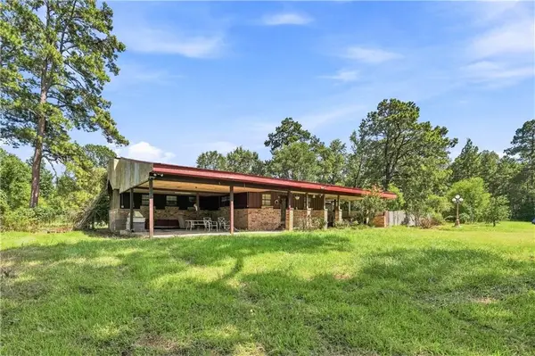 825 Palmer Chapel Road, Pineville, LA 71360