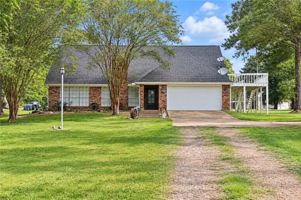 10428 Highway 8, Colfax, LA 71417