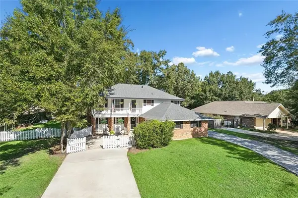 526 Barbara Place, Mandeville, LA 70448