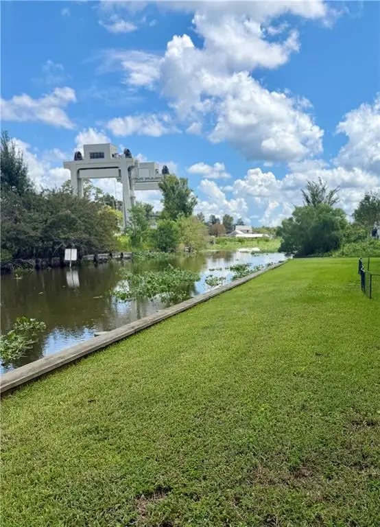 4375 Country Drive, Bourg, LA 70343 - #2