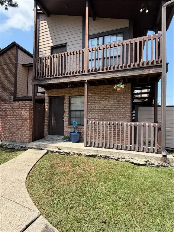742 Fairfax Drive #106, Gretna, LA 70056 - #1