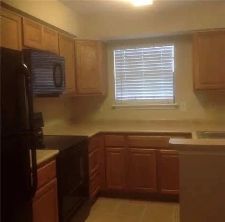 742 Fairfax Drive #106, Gretna, LA 70056 - #3