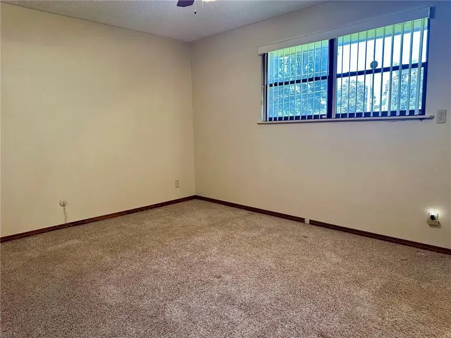 1813 Plantation Drive, Alexandria, LA 71301 - #3