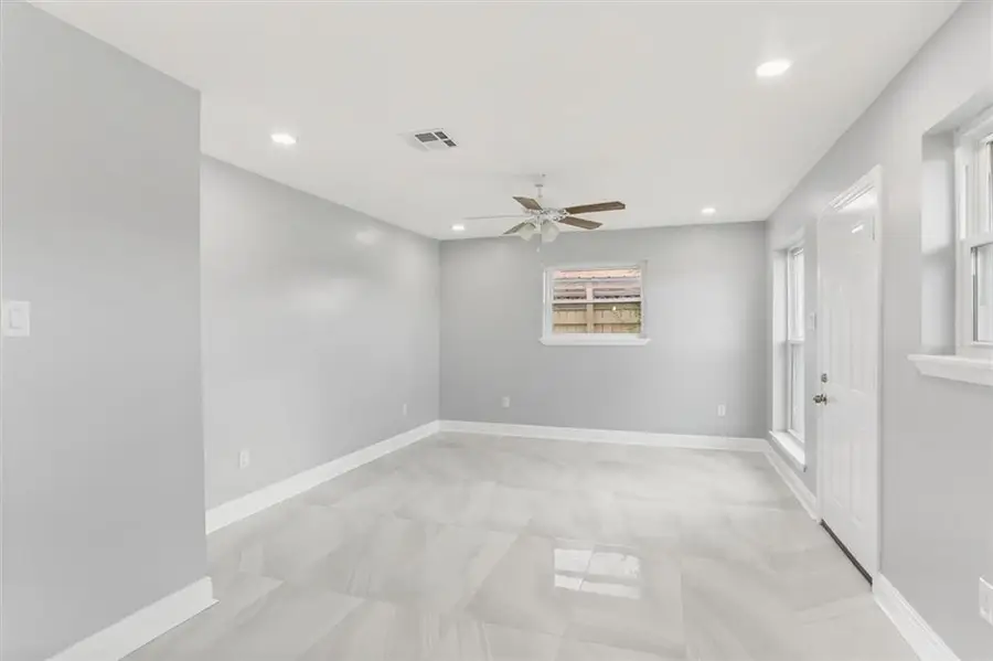 564 Deerfield Road, Gretna, LA 70056 - #3