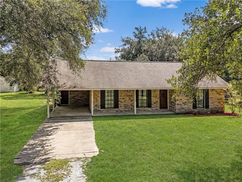 70226 Tee Bourg Lane, Mandeville, LA 70471 - #1