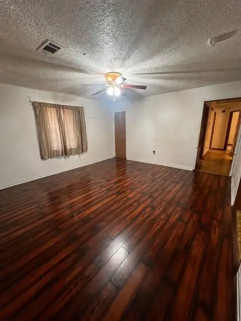 402 Phoenix Square, Hammond, LA 70403 - #2