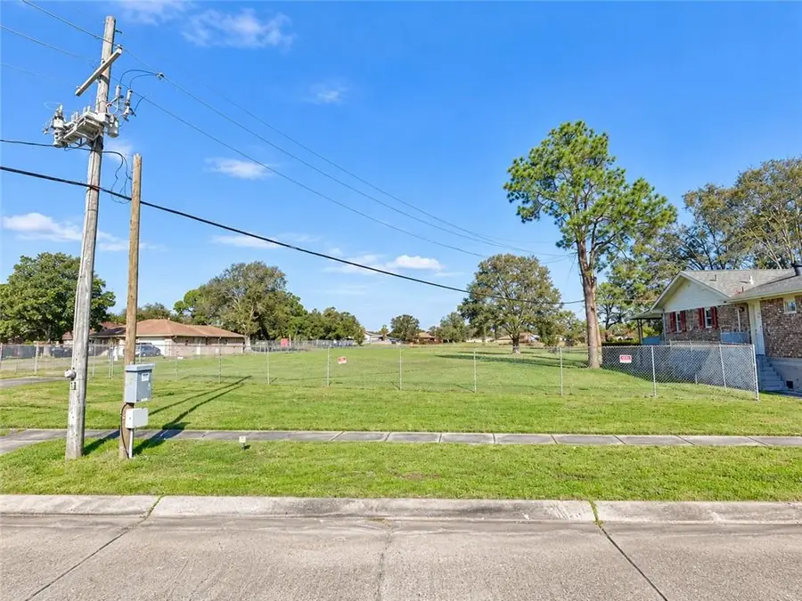 2220 Colombo Drive, Harvey, LA 70058 - #2