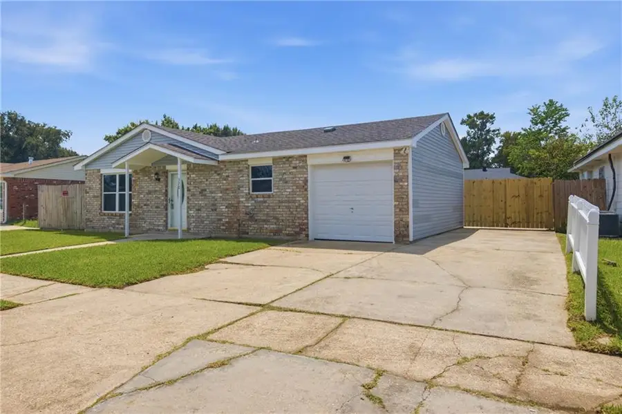 370 Hester Drive, La Place, LA 70068 - #2