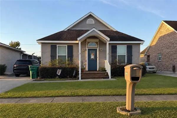 5237 Warwick Drive, Marrero, LA 70072