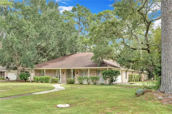 380 E Essex Drive, Slidell, LA 70461