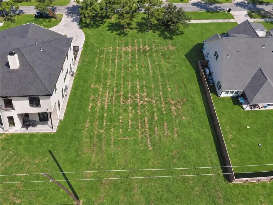 Colonial Club Drive, Harahan, LA 70123 - #2
