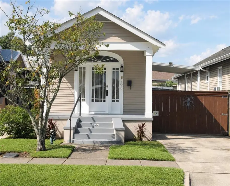 706 Amelia Street, Gretna, LA 70053 - #2
