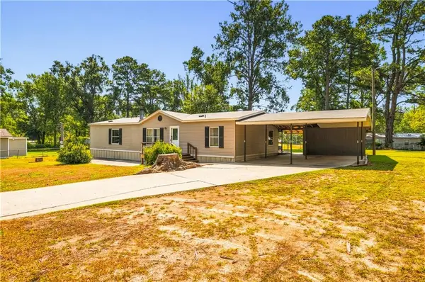 137 Frontier Avenue, Natchitoches, LA 71457