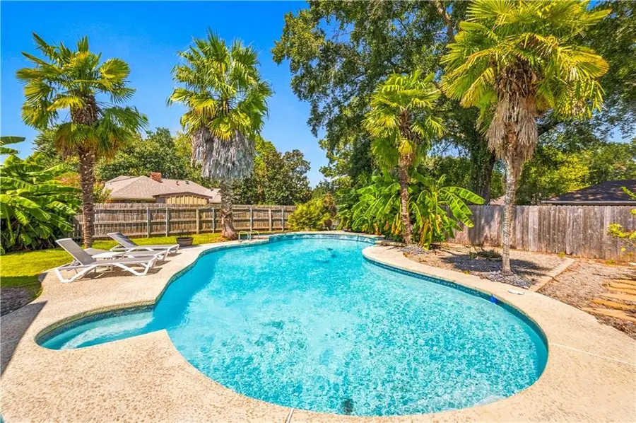 4814 Westgarden Boulevard, Alexandria, LA 71303 - #3