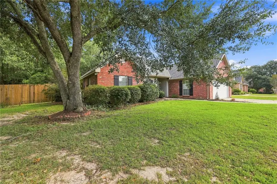 621 Piney Ridge Circle, Madisonville, LA 70447 - #2