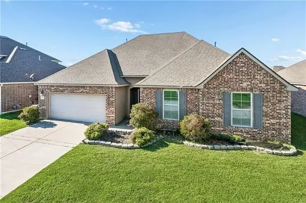 697 Lakeshore Village Drive, Slidell, LA 70461