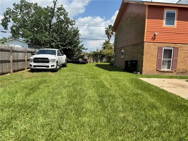 3625 Juno Drive, Chalmette, LA 70043