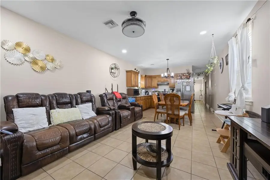 2650 Myrtle Street, New Orleans, LA 70122 - #3