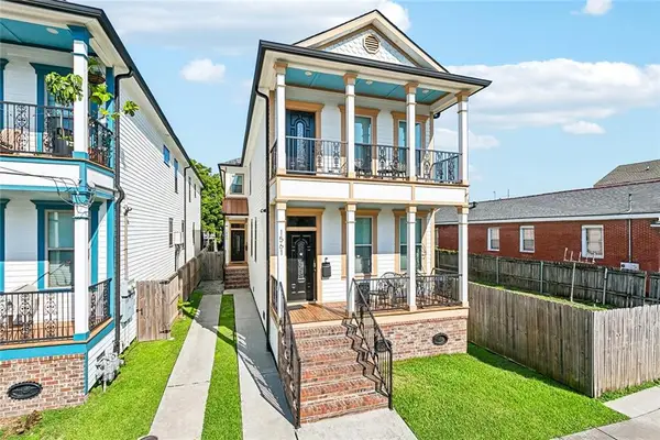 1561 63 N Derbigny Street, New Orleans, LA 70116