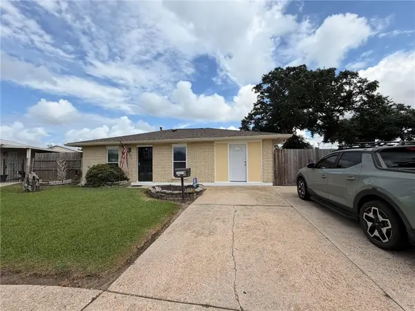 1013 Sandalwood Drive, Harvey, LA 70058