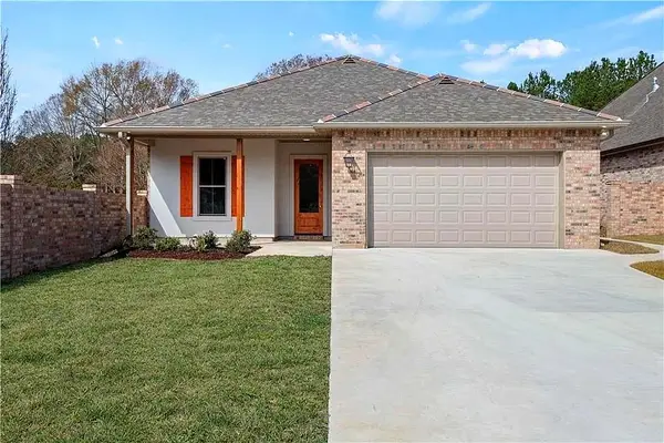 285 Lourdes Lane, Covington, LA 70435