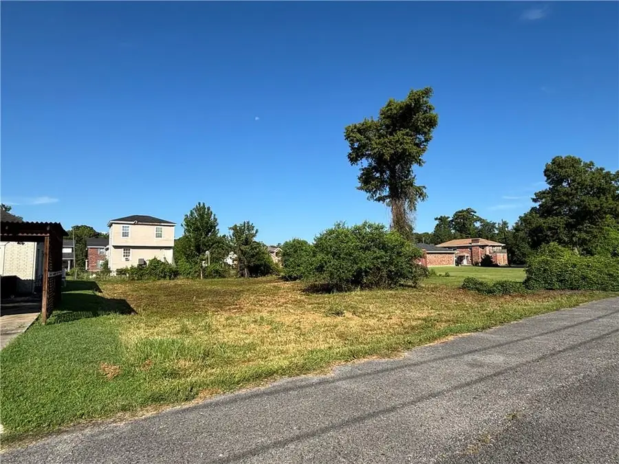 Broadway Avenue, Harvey, LA 70058 - #2
