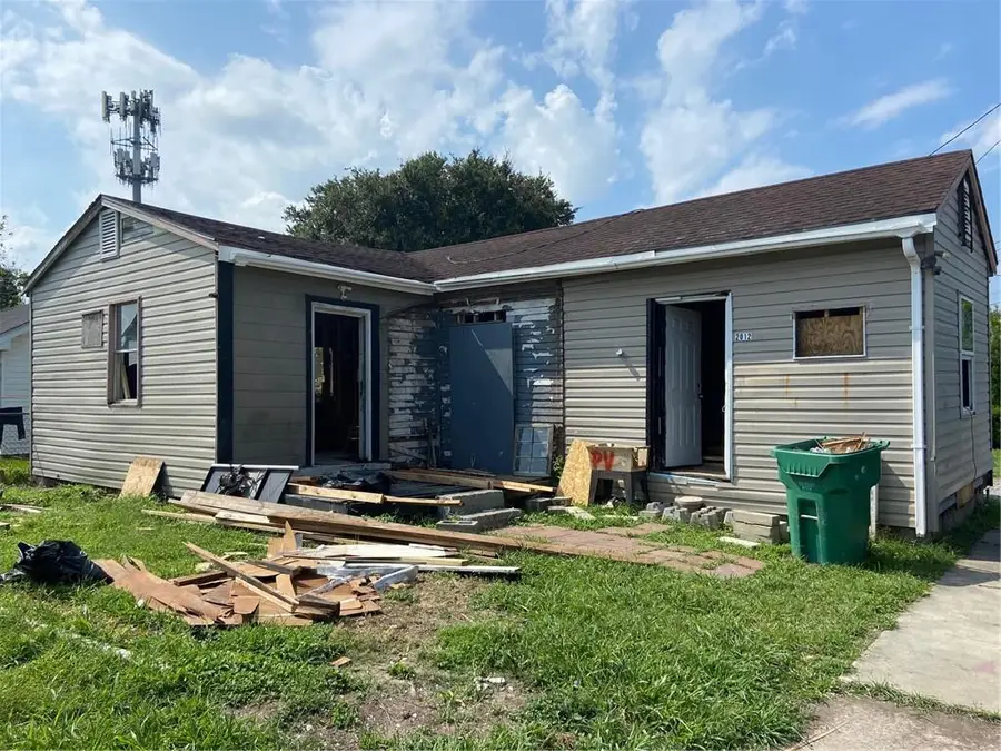 2012 Elm Street, Harvey, LA 70058 - #2