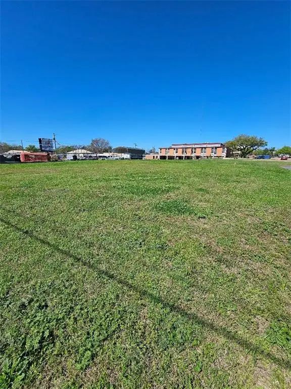 W Court Street, Winnfield, LA 71483