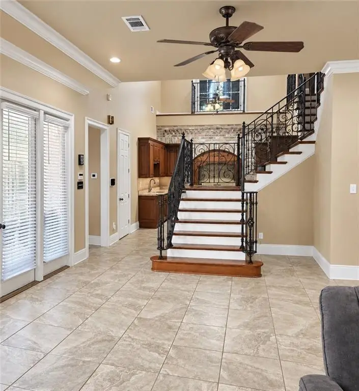 2120 Hyde Park Avenue, Harvey, LA 70058 - #2
