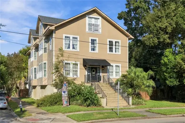3400 Napoleon Avenue, New Orleans, LA 70112