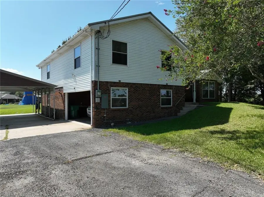 39481 W La 642 Highway, Paulina, LA 70763 - #3