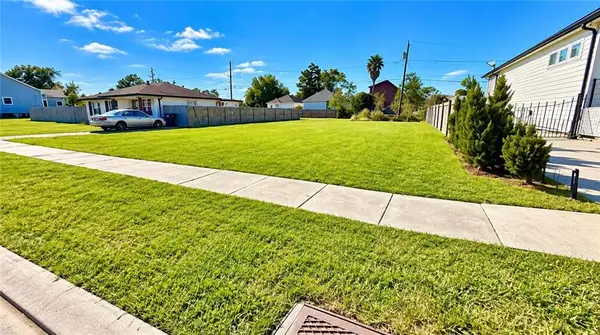 1540 Schnell Drive, Arabi, LA 70032